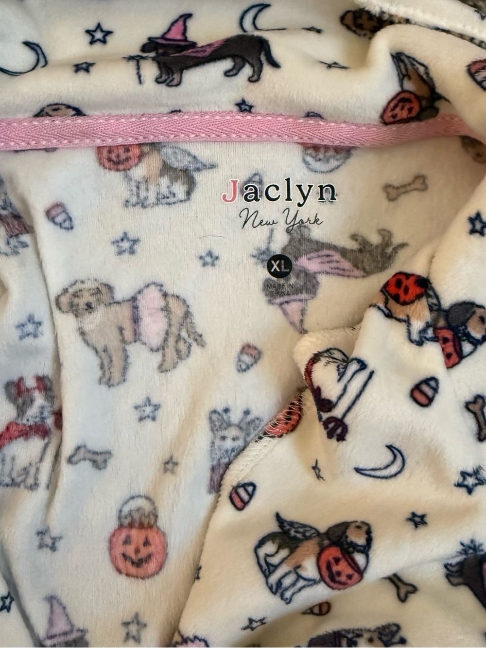 aden + anais White Halloween Puppy & Pumpkin Short Pajama Set - Picture 6 of 6
